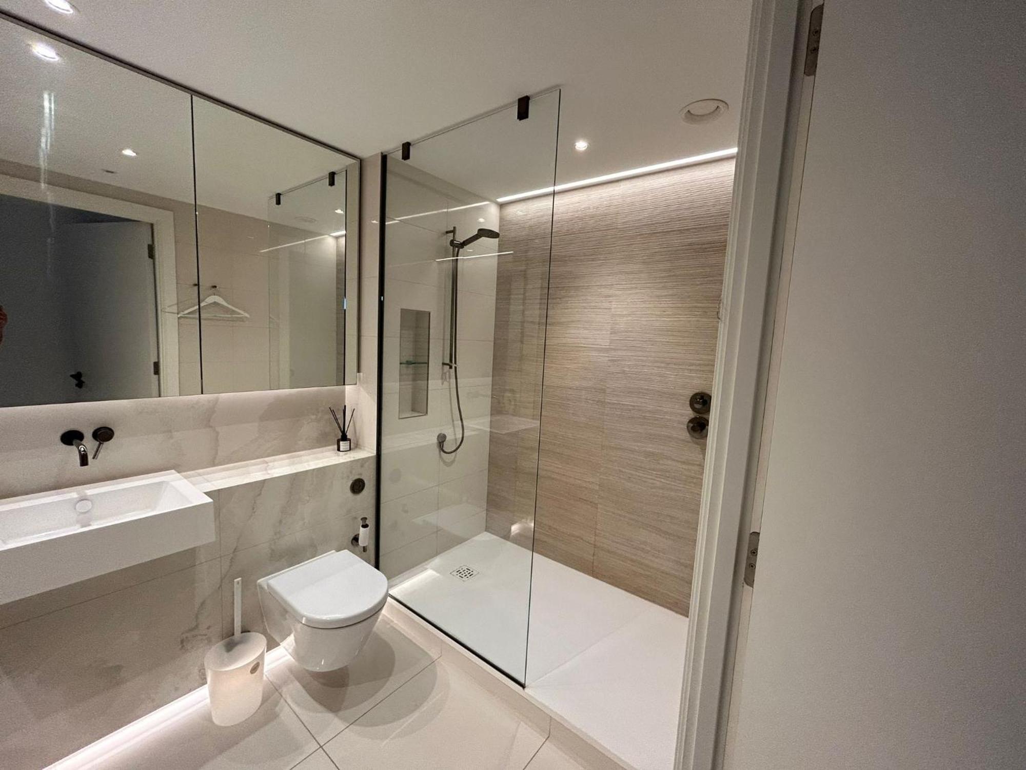 Luxury 2 Beds In White Appartamento